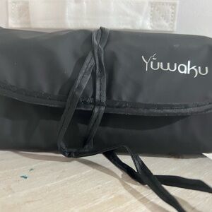 32 Makeup Brushes… Wood handles…New. No tags.